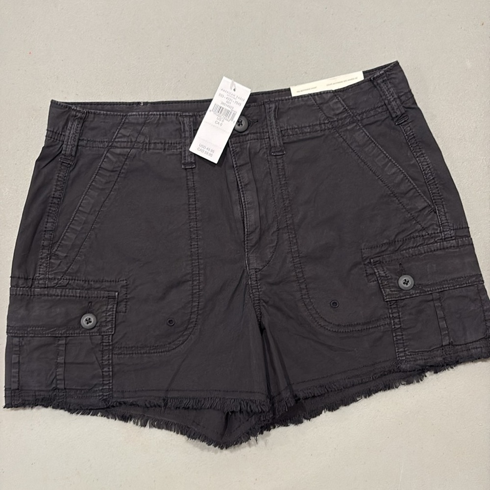 American Eagle 90s Boyfriend Shorts